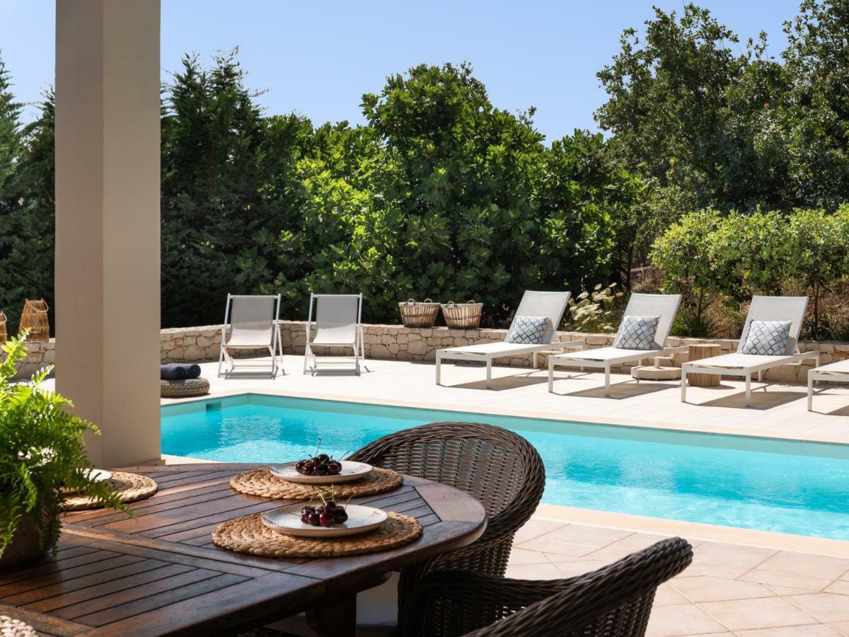 Levantes Luxury Home - Nature Inspired, Pool & Bbq, By Thinkvilla Prinés Buitenkant foto